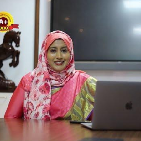 Dr Shareena P